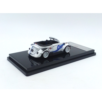 Volkswagen Beetle RWB Convertible Martini - skala 1:64 - Inspire Model